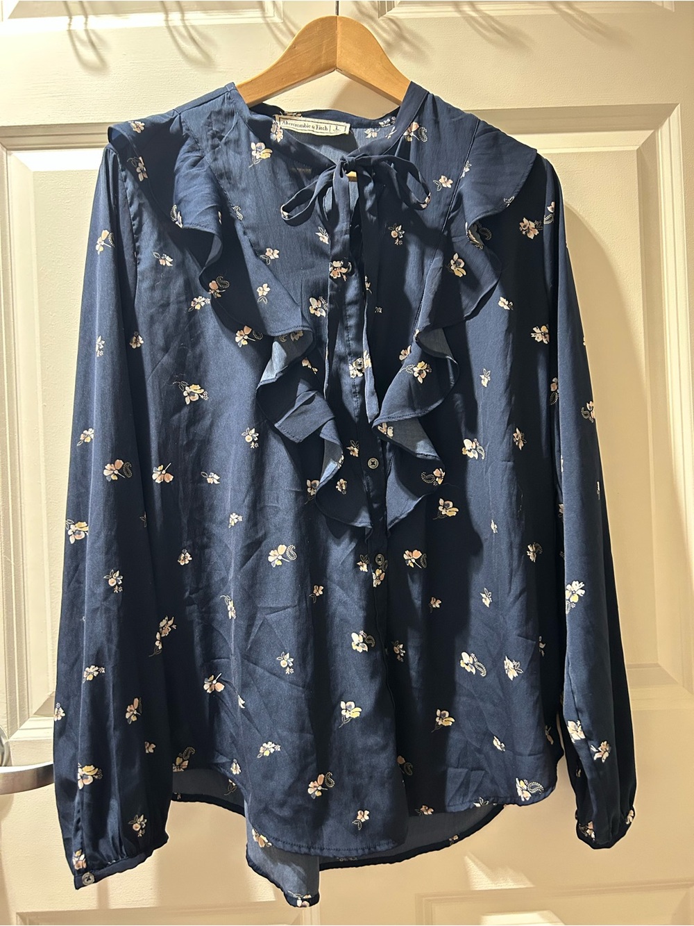 Abercrombie & Fitch Navy Floral Ruffle Tie-Front Blouse